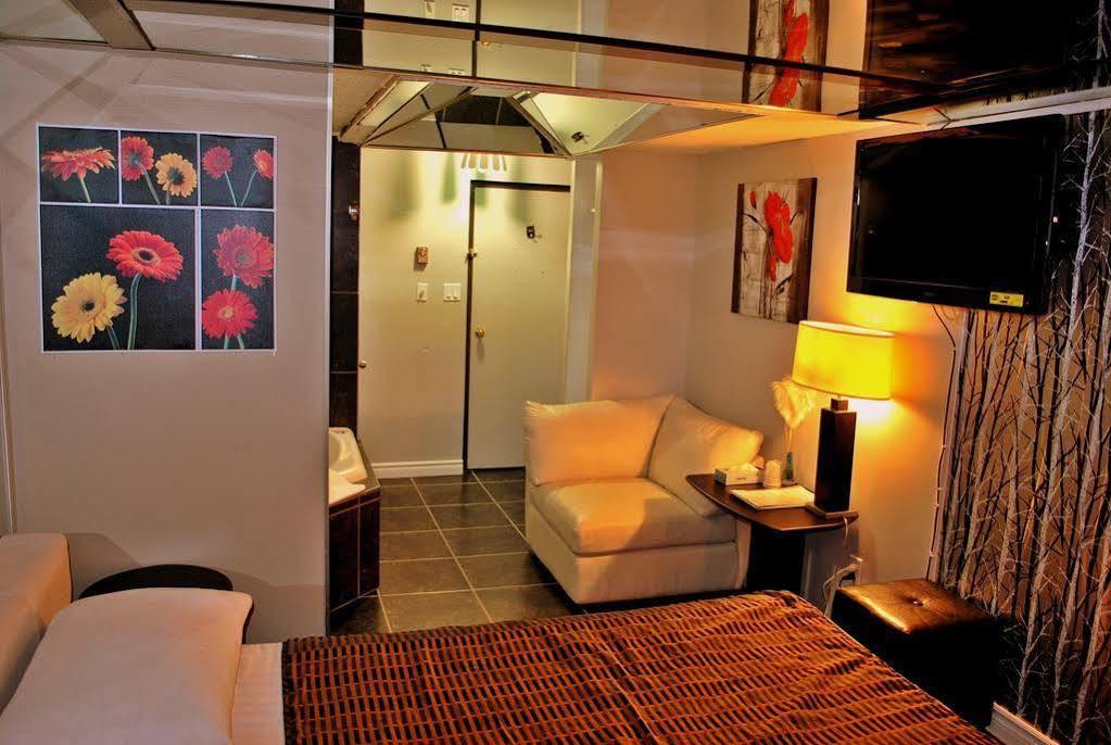 Chomedey Inn Laval Dış mekan fotoğraf