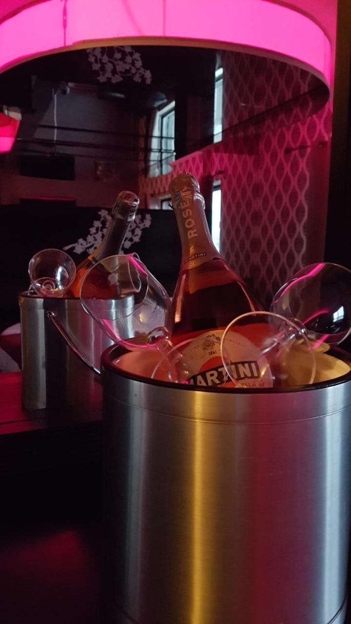 Chomedey Inn Laval Dış mekan fotoğraf